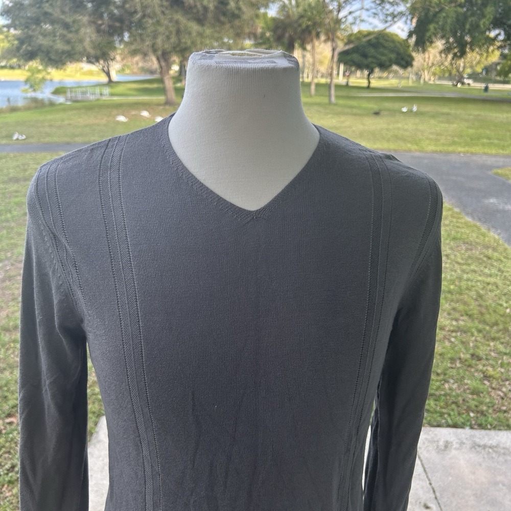 Kenneth Cole New York V-Neck Long Sleeve Blend Light Weight Sweater Gray Slate M